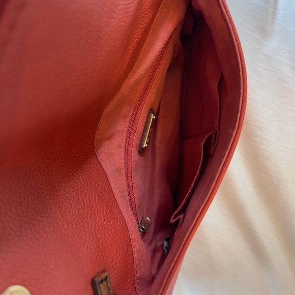 Aldo Clutch - Picture 3 of 5